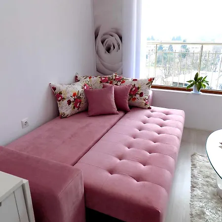 Silvi Apartment Warna